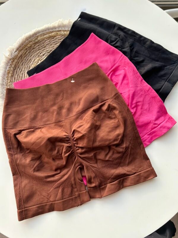 Promo #3 / Short Liso Push up