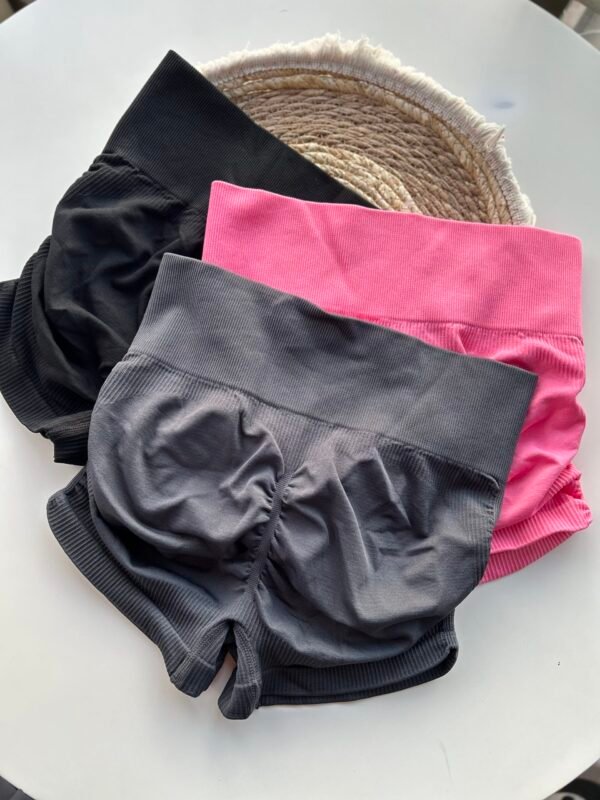 Promo #4 / Short Liso Push up