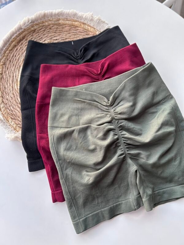 Promo #1 / Short Liso Push up